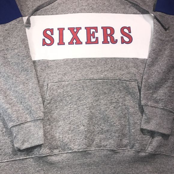 New Men’s Philadelphia Sixers 76ers Colorblock Tailgate Hoodie Size Small NBA - Picture 2 of 5